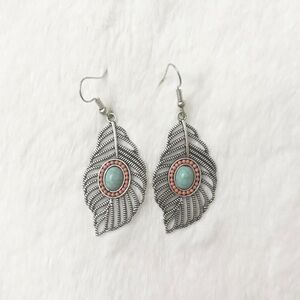 5/$15 🩷 MUST BUNDLE Silver Leaf Dangle Earrings with Turquoise Cabochon